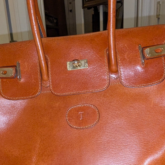 Custom Made Red Leather Purse - Picture 5 of 12